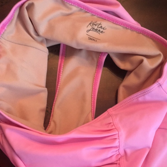 Sold Nwot poppin pink ruched front bottoms S FSOT - Picture 2 of 5